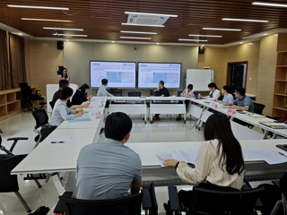 taptap点点体育师生参加中国国际大学生创新大赛（2026）广西赛区“青年红色筑梦之旅”活动暨广西AI&AR开发大赛启动仪式