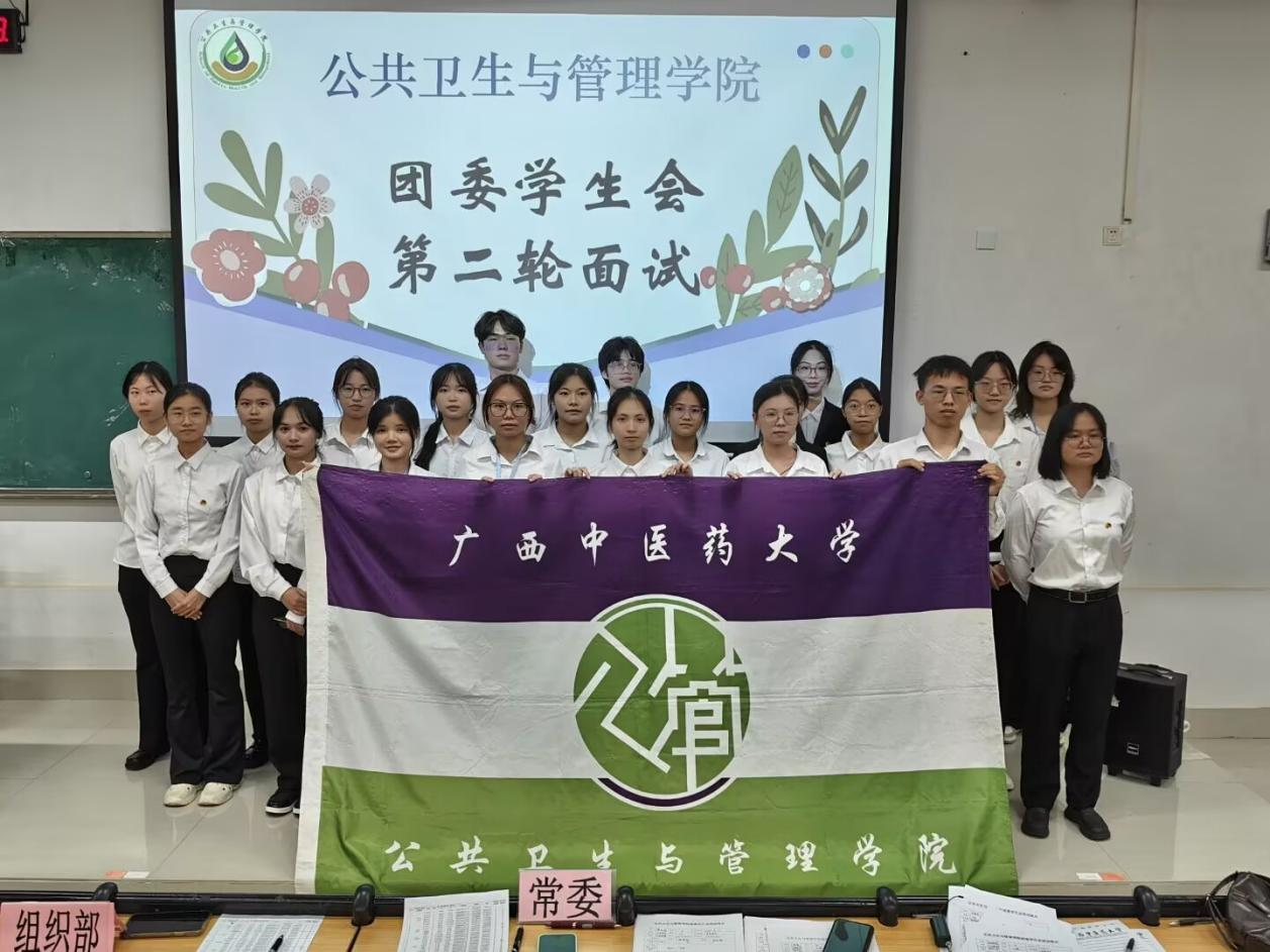 添加图片描述