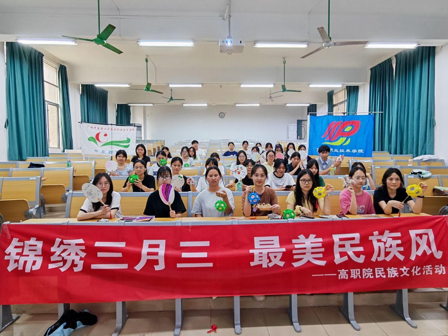 添加图片描述 添加图片描述