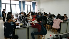 基础医学院顺利完成“taptap点点体育2017年秋季学期2016级中医、临床第一分阶段考试”工作