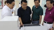 国家中医药管理局人事教育司副司长王振宇一行到taptap官网医学教育实训中心调研