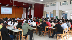 taptap官网召开辅导员工作座谈会