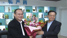自治区主席陈武莅临taptap官网慰问高层次人才代表奉建芳研究员