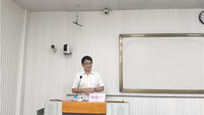 taptap官网开展“实验教学的体会与思考”专题讲座