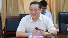 柳州市委市政府一行到taptap官网座谈交流
