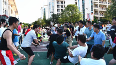 taptap官网举办2021年教职工拔河比赛