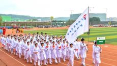 taptap官网举办体育文化节第四十四届大学生田径运动会