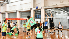 taptap官网2022年教职工气排球比赛圆满结束