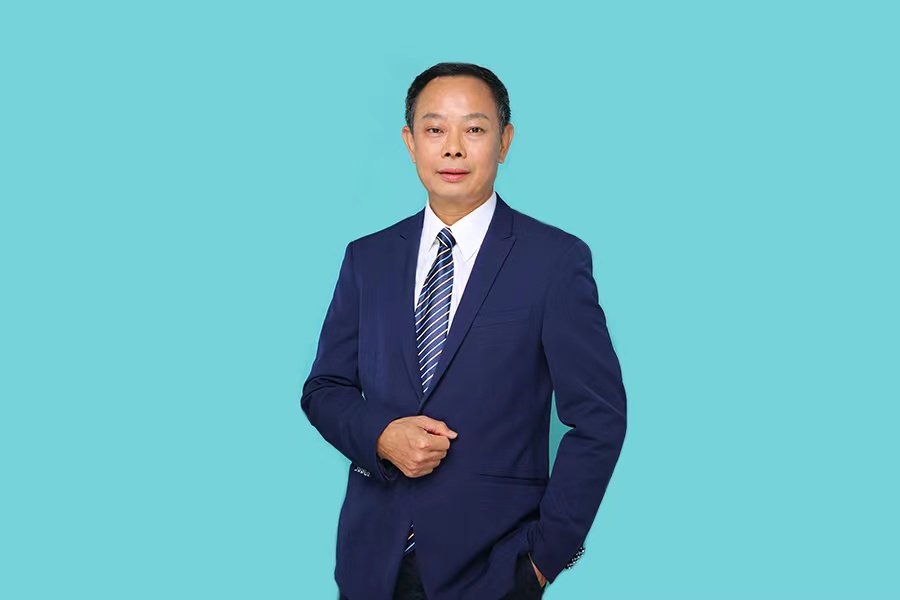 李伟伟
