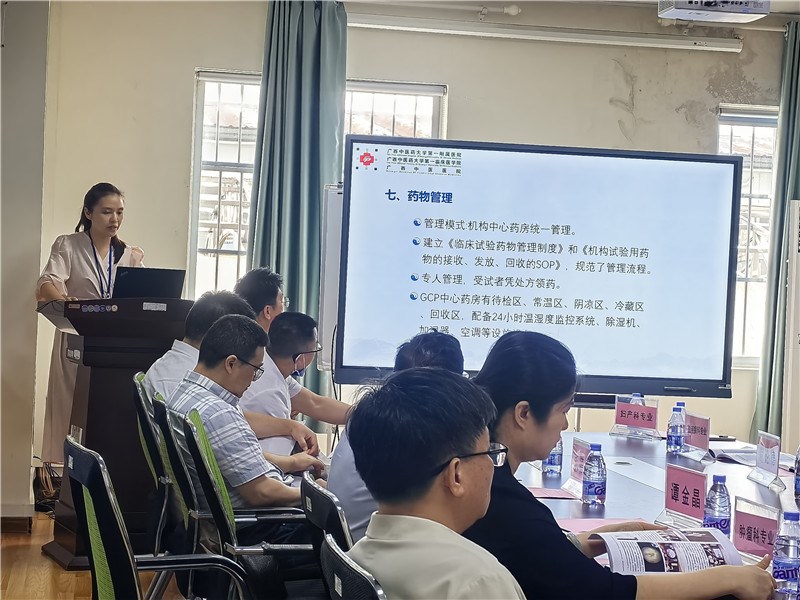 添加图片描述