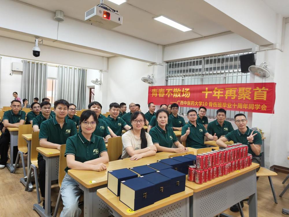 添加图片描述