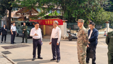 自治区政府办公厅二级巡视员黄江元一行莅临taptap官网开展征兵工作调研