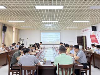 研究生院党委召开“铸师魂 守初心”专项行动部署会暨理论学习会