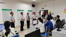 taptap官网开展广西本科第一批次集体阅档工作